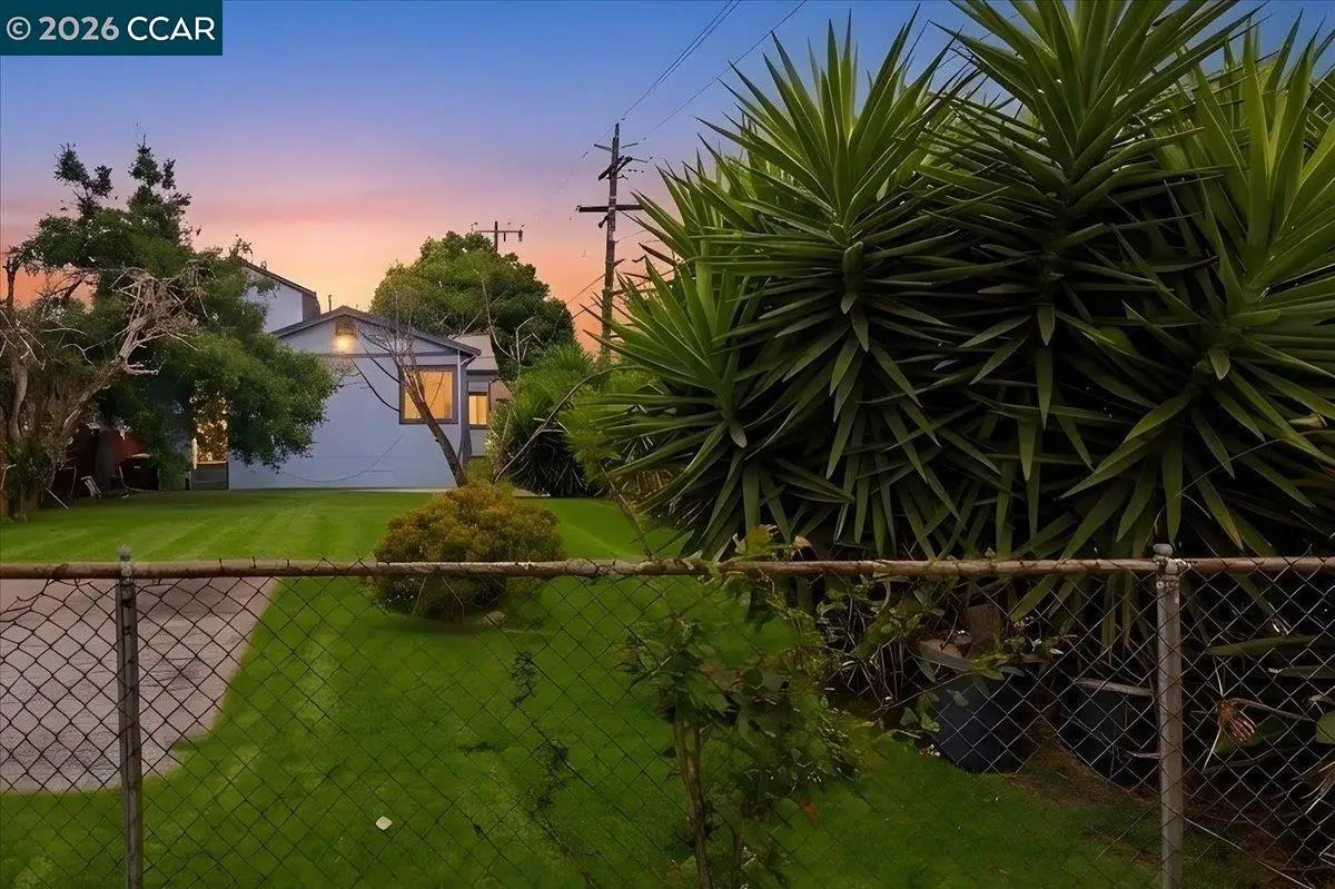 1605 57th Ave, Oakland, CA 94621 - #1