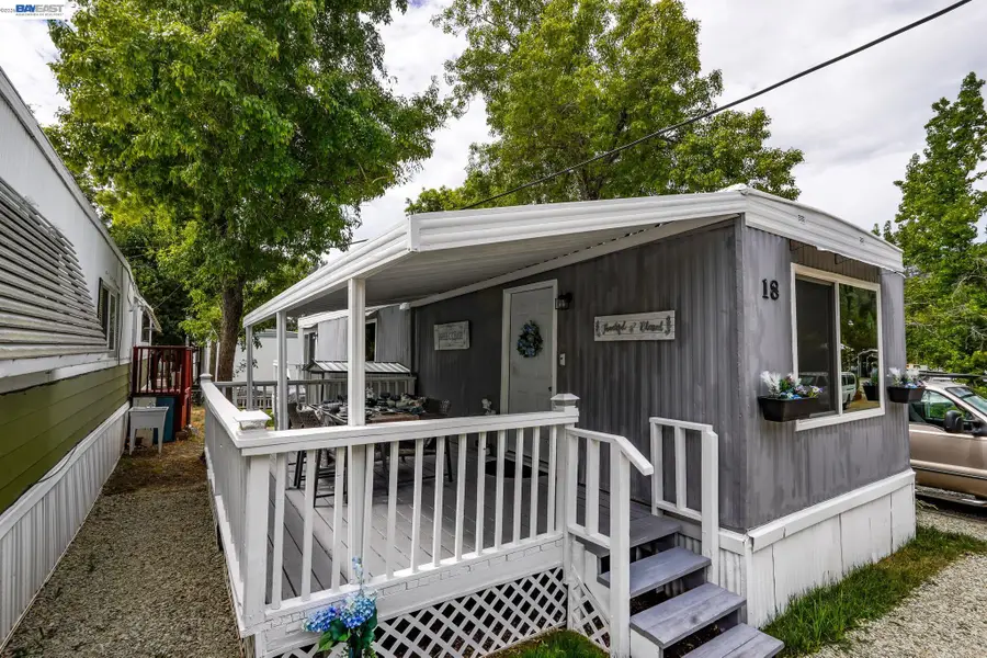 17776 Red Bud Lane #18, Shasta Lake, CA 96019 - #3