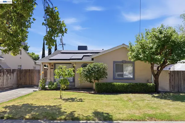 1330 W Park St, Stockton, CA 95203