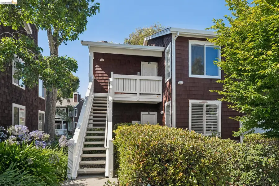 12 Bayside Ct, Richmond, CA 94804 - #2