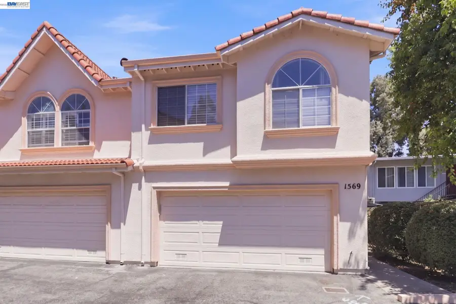 1569 Oxford St, Redwood City, CA 94061 - #2