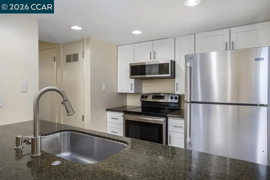5468 Roundtree Pl #P, Concord, CA 94521 - #3
