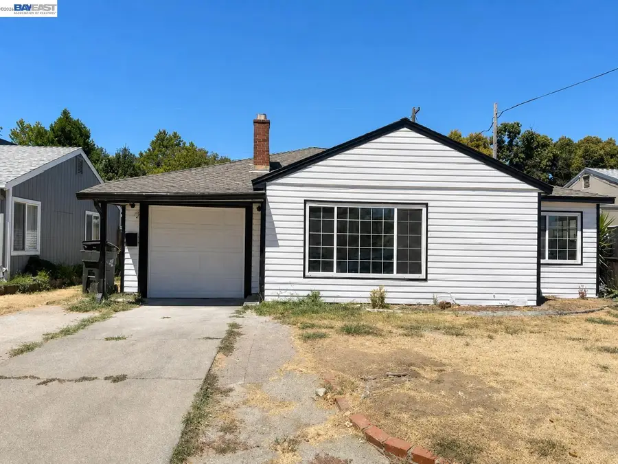 5250 Standish Rd, Sacramento, CA 95820 - #2