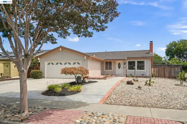 36294 Darvon St, Newark, CA 94560