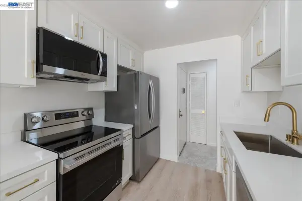 8975 Alcosta Blvd #130, San Ramon, CA 94583