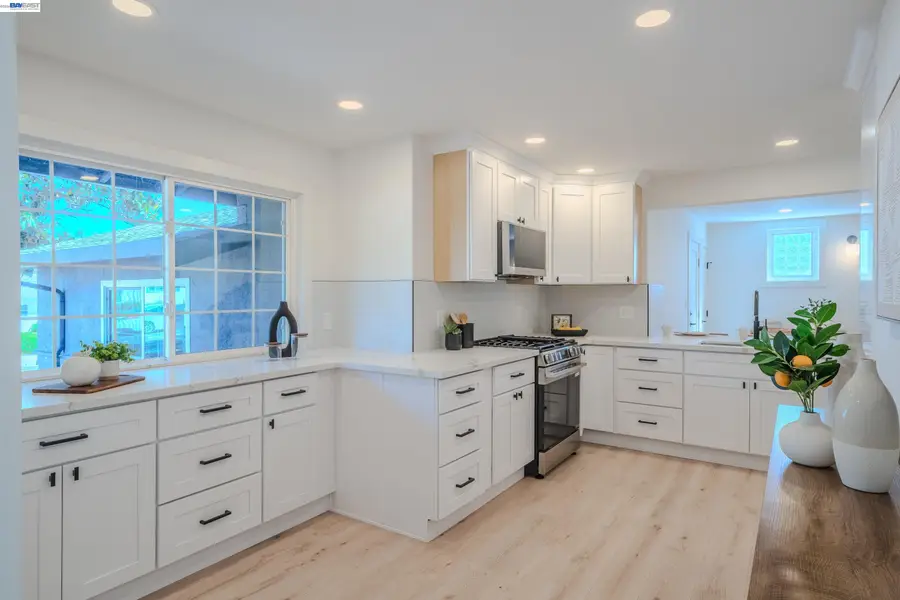 3672 Sanford St, Concord, CA 94520 - #3