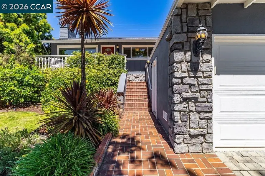 2674 Briarfield Ave, Redwood City, CA 94061 - #3