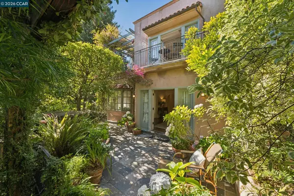 2388 Vine St, Berkeley, CA 94708