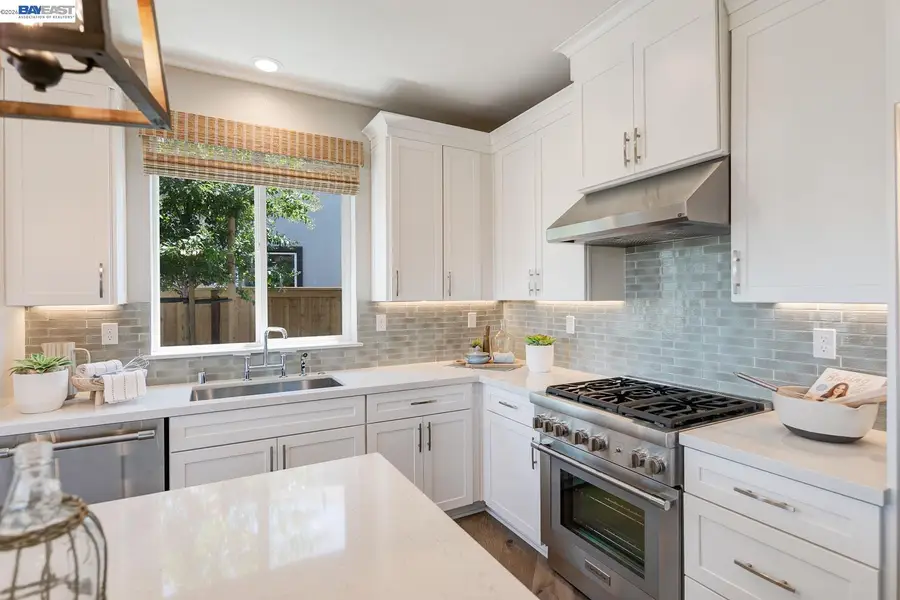 1049 Briar Court, Manteca, CA 95336 - #2