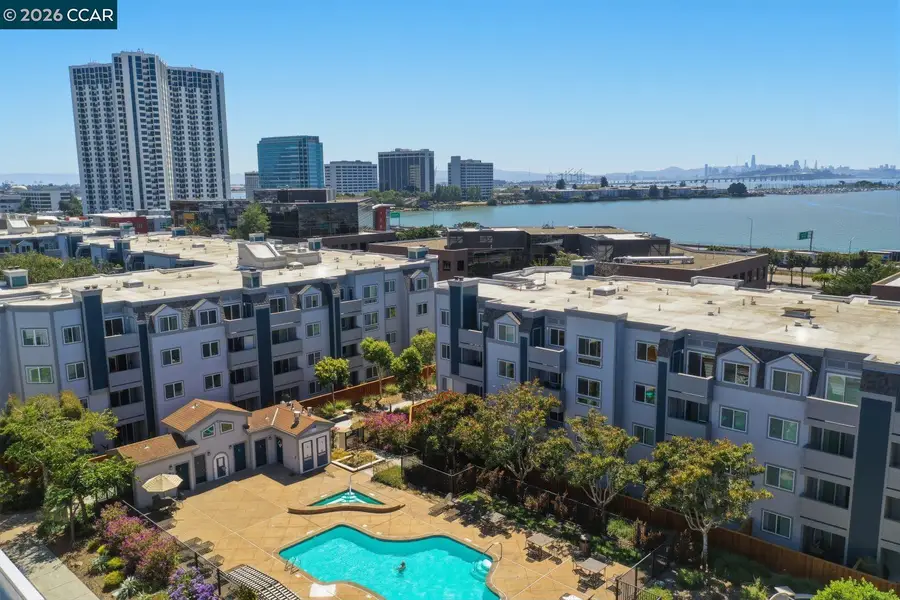 6400 Christie Ave #2214, Emeryville, CA 94608 - #2