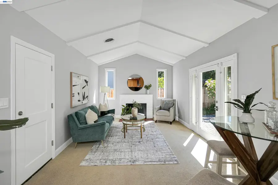 5752 Cold Water Dr, Castro Valley, CA 94552 - #2
