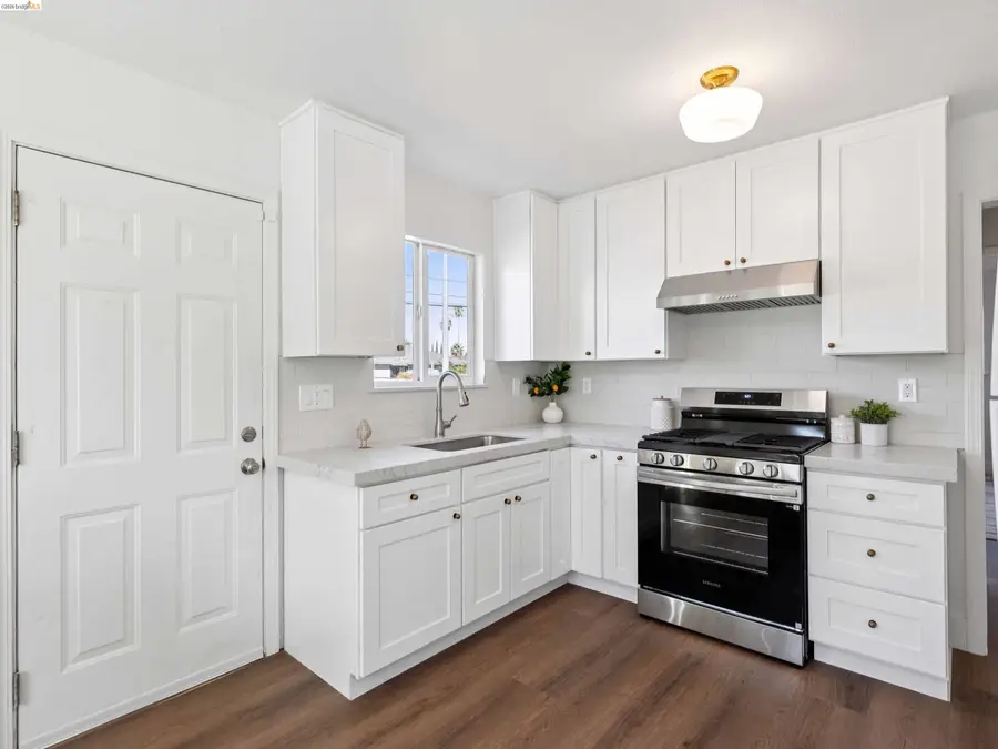 270 Oakland Ave, San Jose, CA 95116 - #3