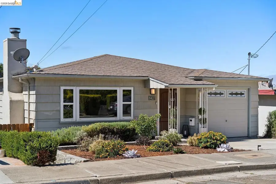8427 Ney Ave, Oakland, CA 94605 - #2