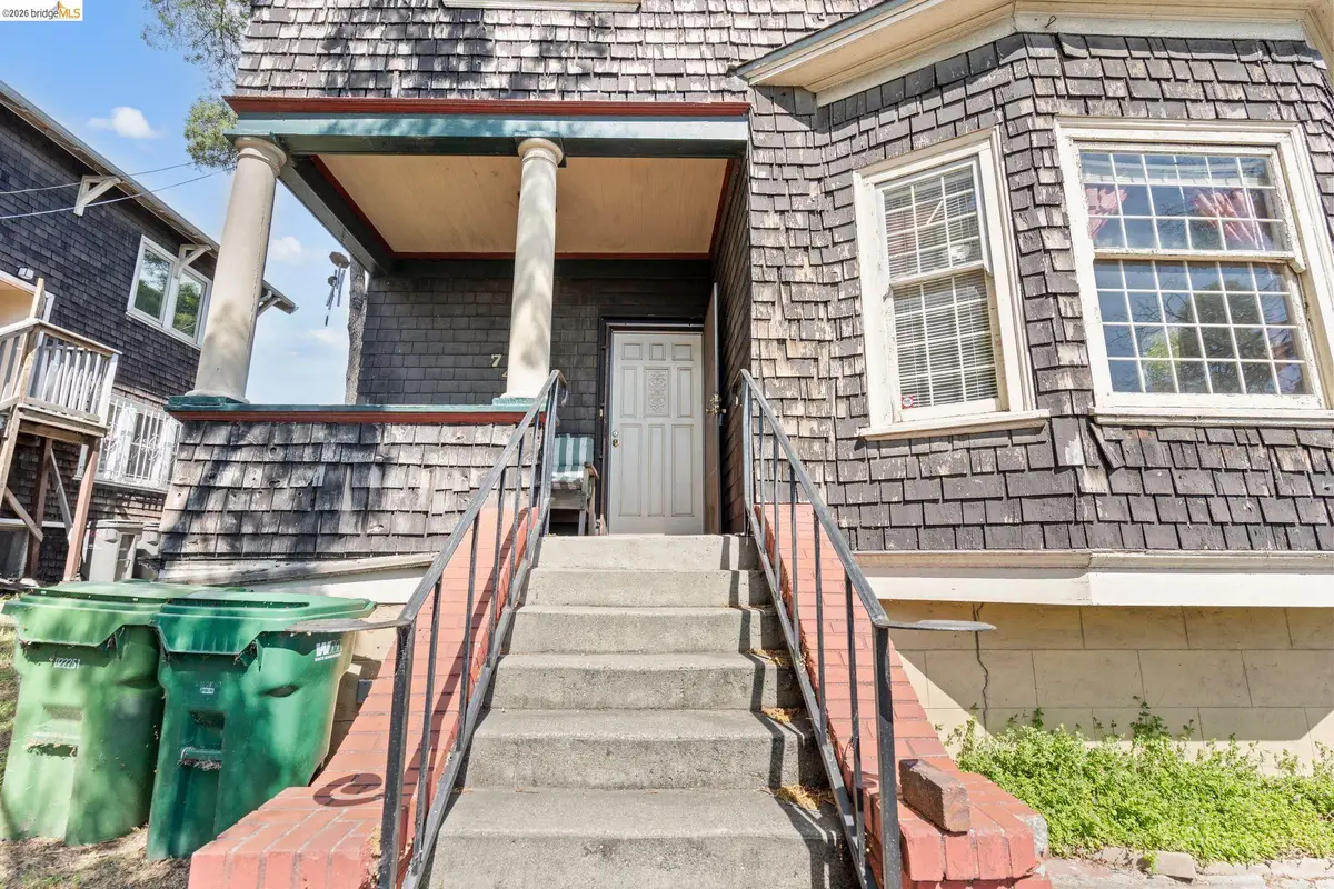 746 E 19th St, Oakland, CA 94606 - #1