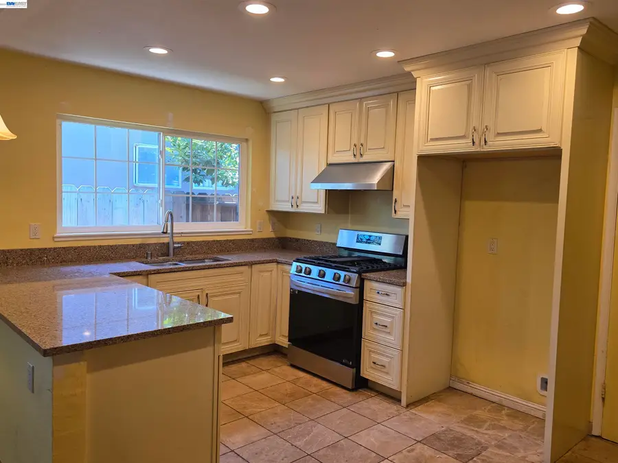 10840 Golf Links Rd, Oakland, CA 94605 - #3