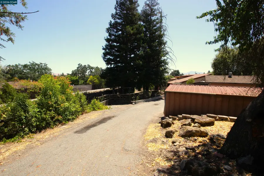 159 Ironwood Dr, Pacheco, CA 94553 - #2