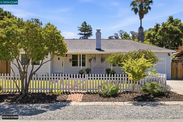 8 Lander Dr, Martinez, CA 94553