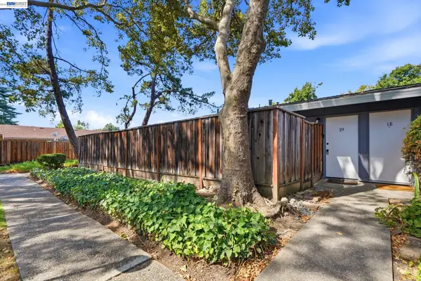 2600 Jones Rd #19, Walnut Creek, CA 94597
