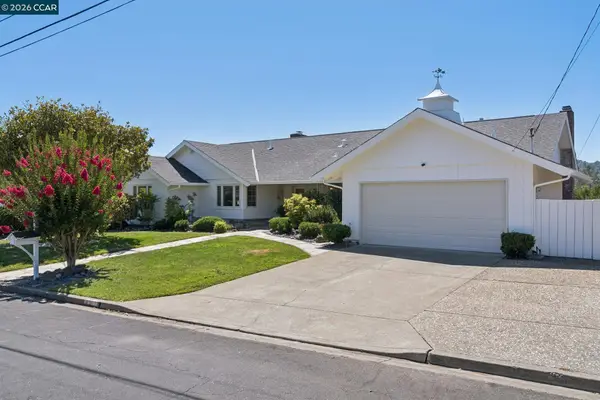 92 Sullivan Dr, Moraga, CA 94556