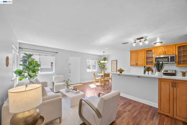 2274 Peacock Pl #2, Union City, CA 94587
