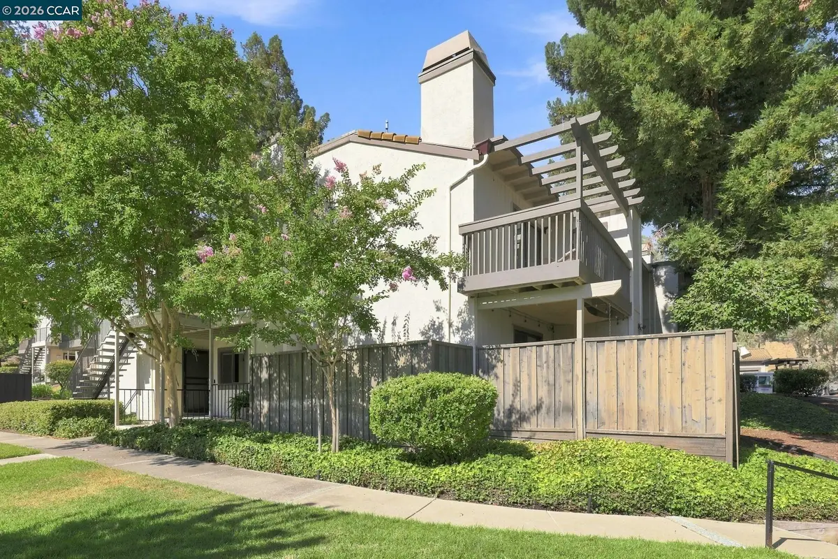 1357 Hull Ln, Martinez, CA 94553 - #1