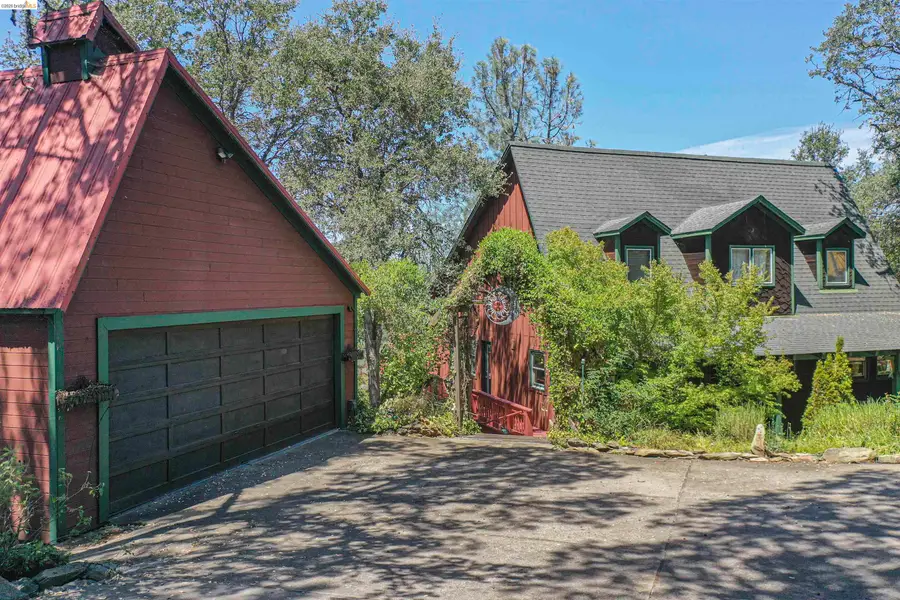 514 Oak St, San Andreas, CA 95249 - #2