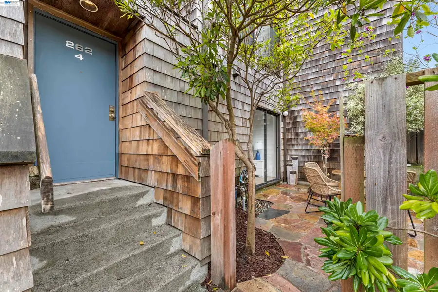 262 Beachview Ave #4, Pacifica, CA 94044 - #3