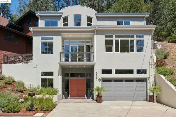1860 Arrowhead Dr, Oakland, CA 94611