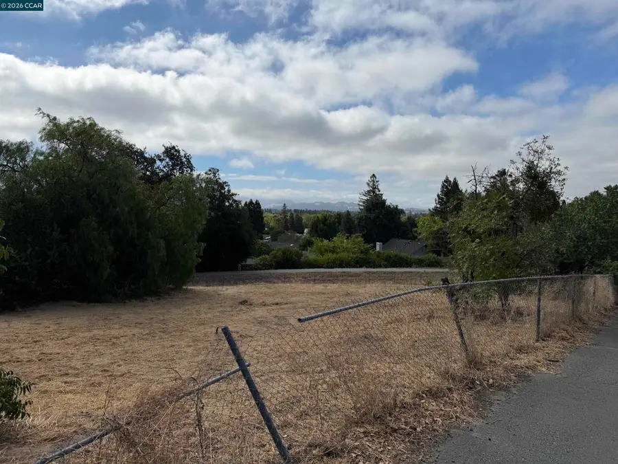 387 Camino Las Juntas, Pleasant Hill, CA 94523 - #3