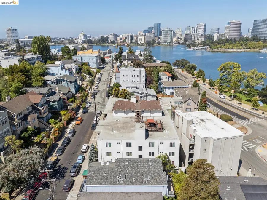 459 Stow Ave, Oakland, CA 94606 - #2