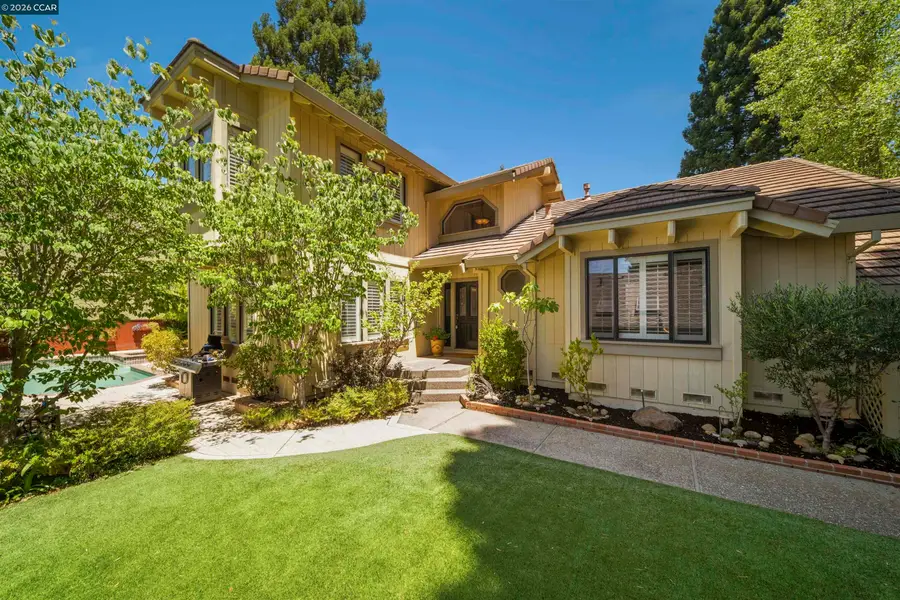 951 Redwood Dr, Danville, CA 94506 - #2
