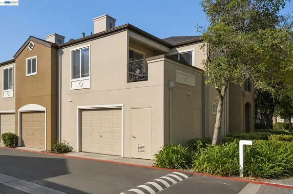 690 Applause Pl, San Jose, CA 95134