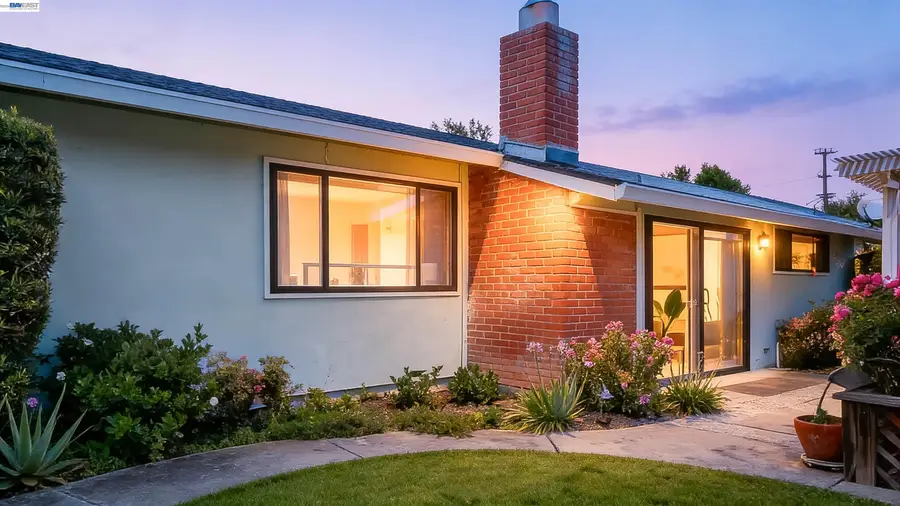29940 Vanderbilt St, Hayward, CA 94544 - #2