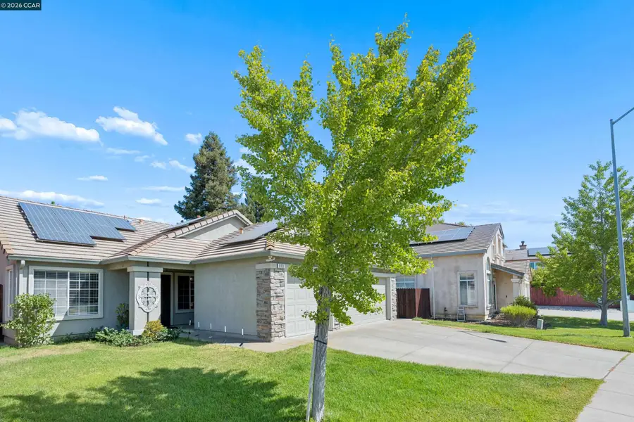 813 Topaz Cir, Vacaville, CA 95687 - #2