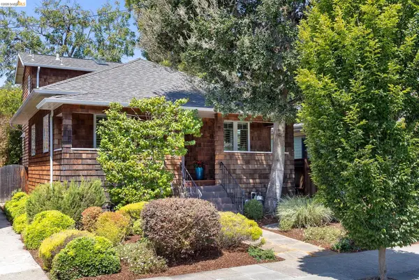 4811 Webster St, Oakland, CA 94609