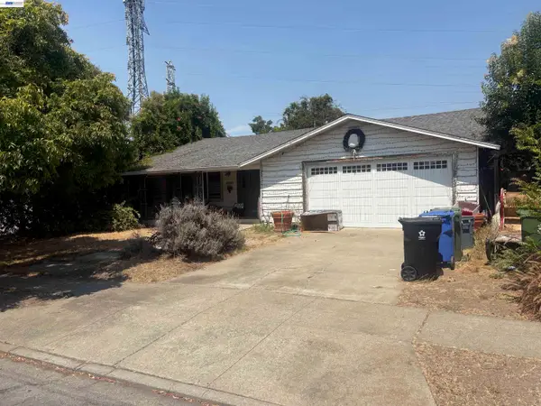 4861 Essex Way, Fremont, CA 94538