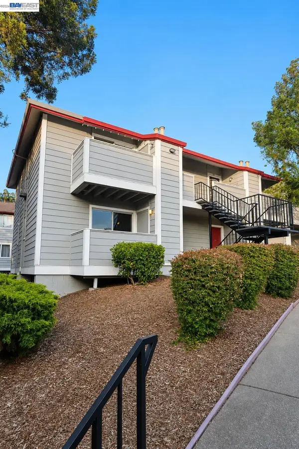29629 Mountain Oak Ct #46, Hayward, CA 94544