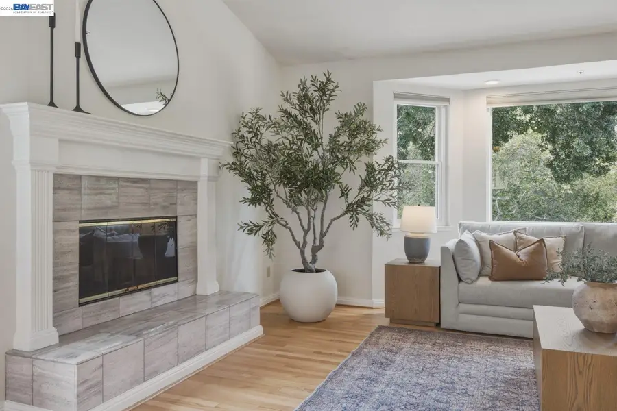26 Oak Rd, Orinda, CA 94563 - #2