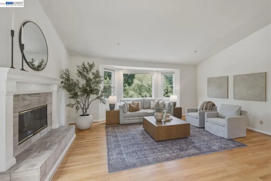 26 Oak Rd, Orinda, CA 94563 - #3
