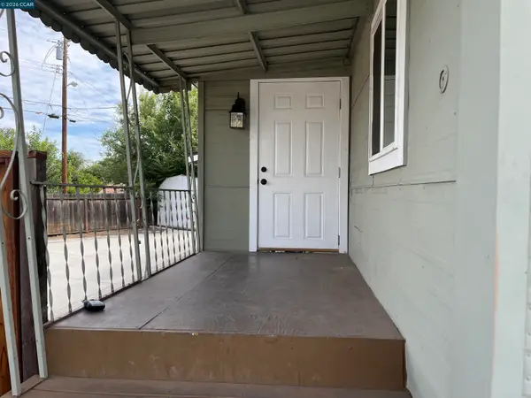 75 E Bolton Rd #16, Oakley, CA 94541