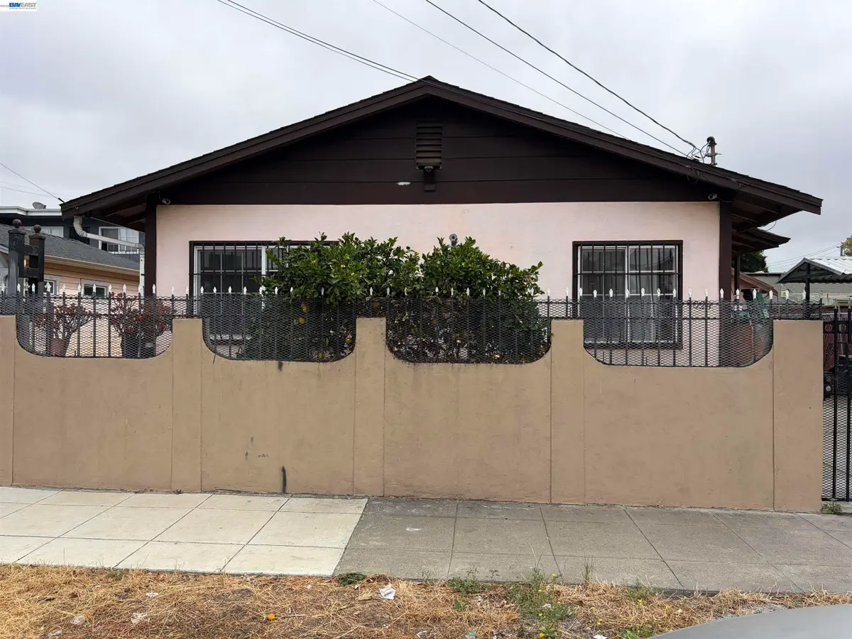 9024 Olive St, Oakland, CA 94603 - #1