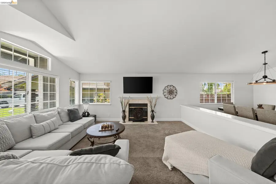 2212 Colonial Ct, Discovery Bay, CA 94505 - #3