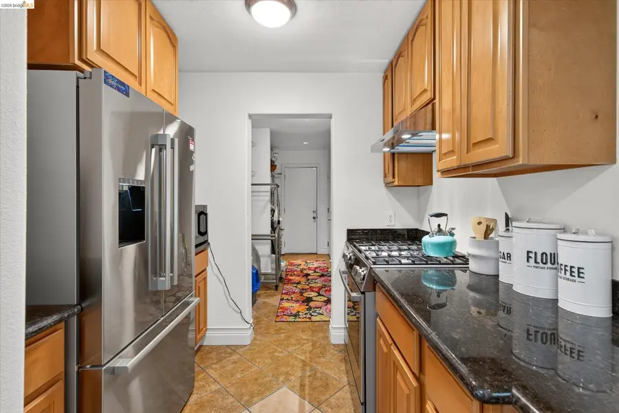 7925 Greenly, Oakland, CA 94605 - #2