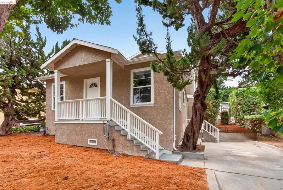 7925 Greenly, Oakland, CA 94605 - #3