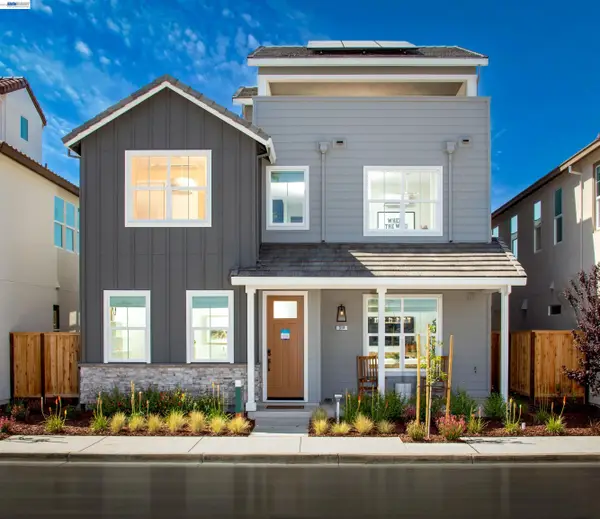 386 Caspian Way, Napa, CA 94558