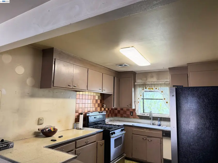 42863 Applewood St, Fremont, CA 94538 - #2