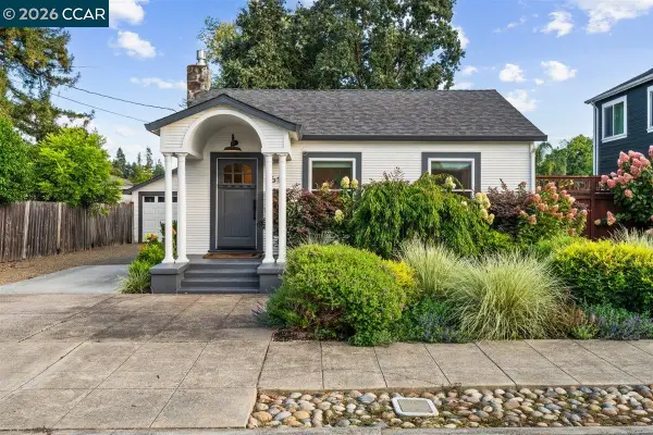 1615 F Street, Napa, CA 94559
