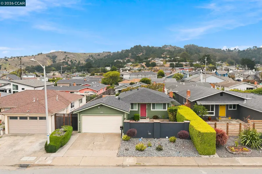 689 Linda Mar Blvd, Pacifica, CA 94044 - #2