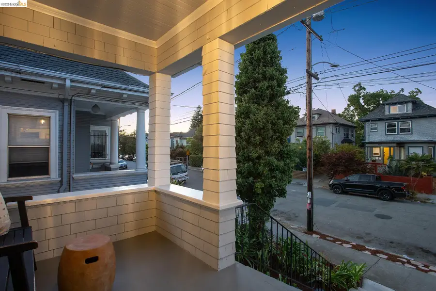 455 36th St, Oakland, CA 94609 - #3