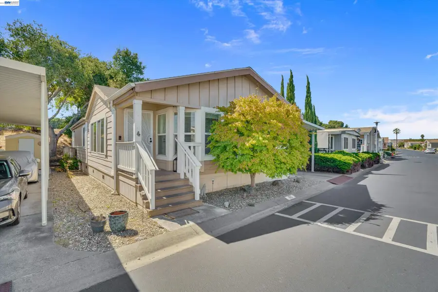 60 Palm Dr, Union City, CA 94587 - #2